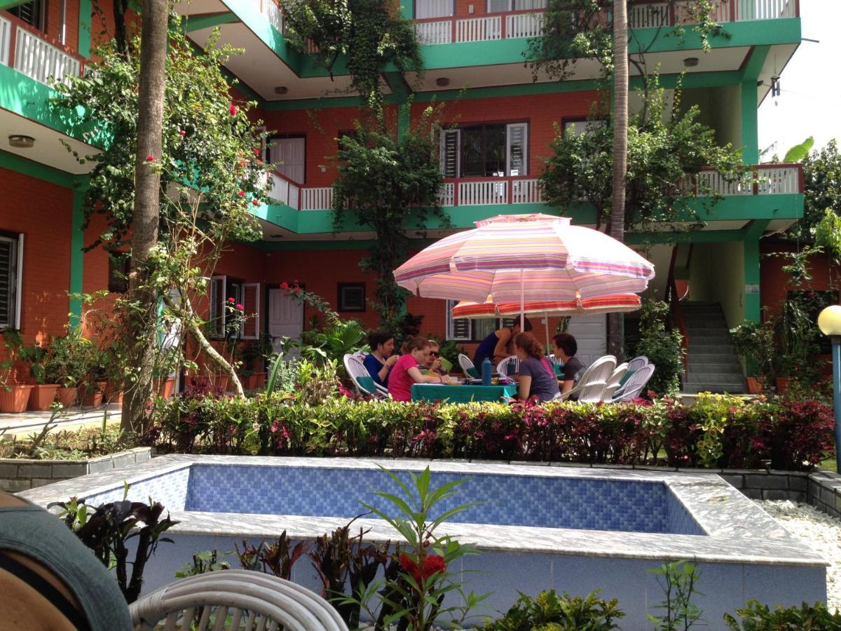 New Pokhara alojamiento Exterior foto