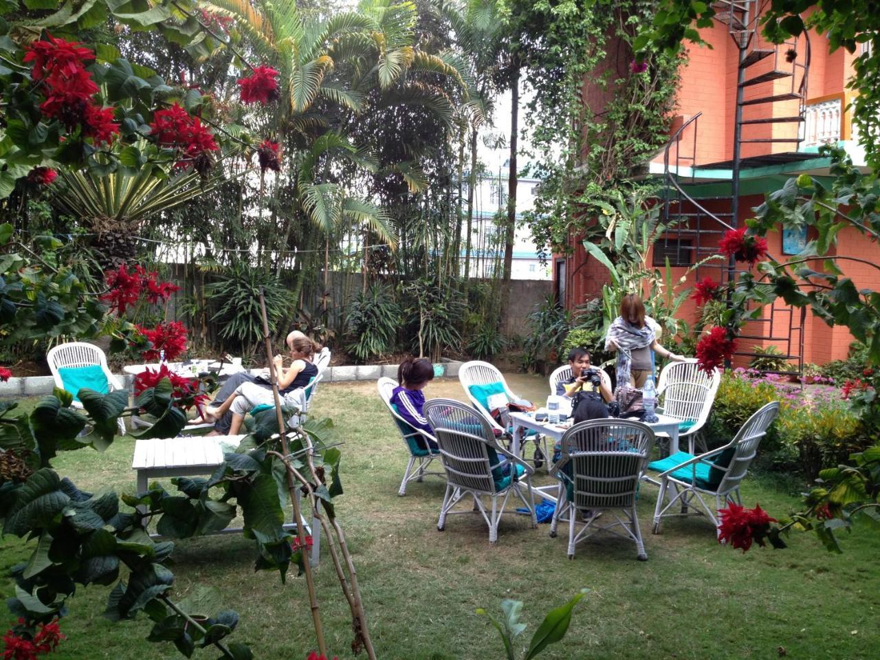 New Pokhara alojamiento Exterior foto