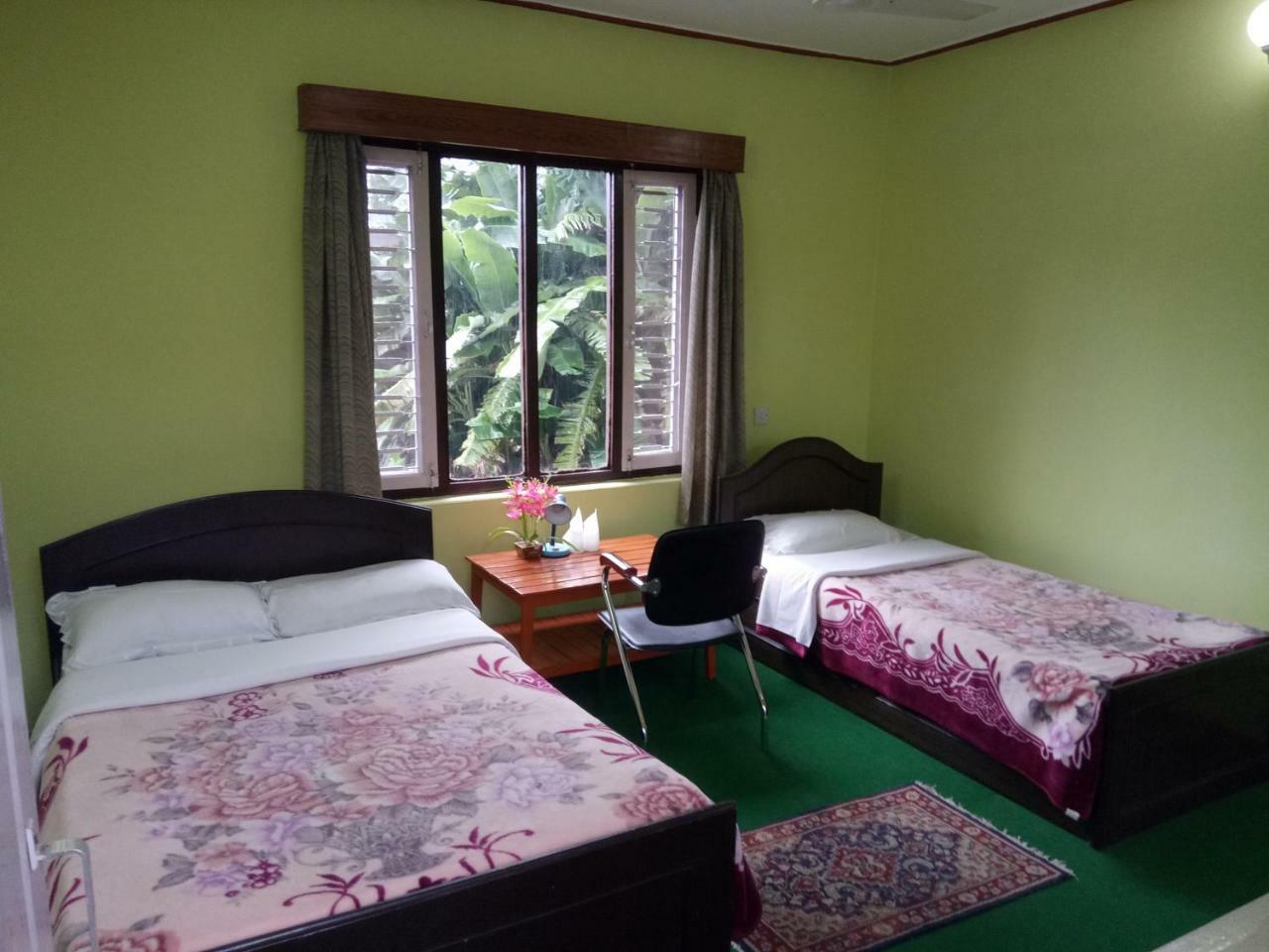New Pokhara alojamiento Exterior foto